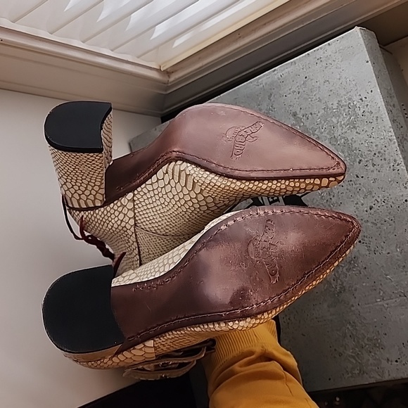 Freebird Joey White Snake boots - Picture 5 of 6